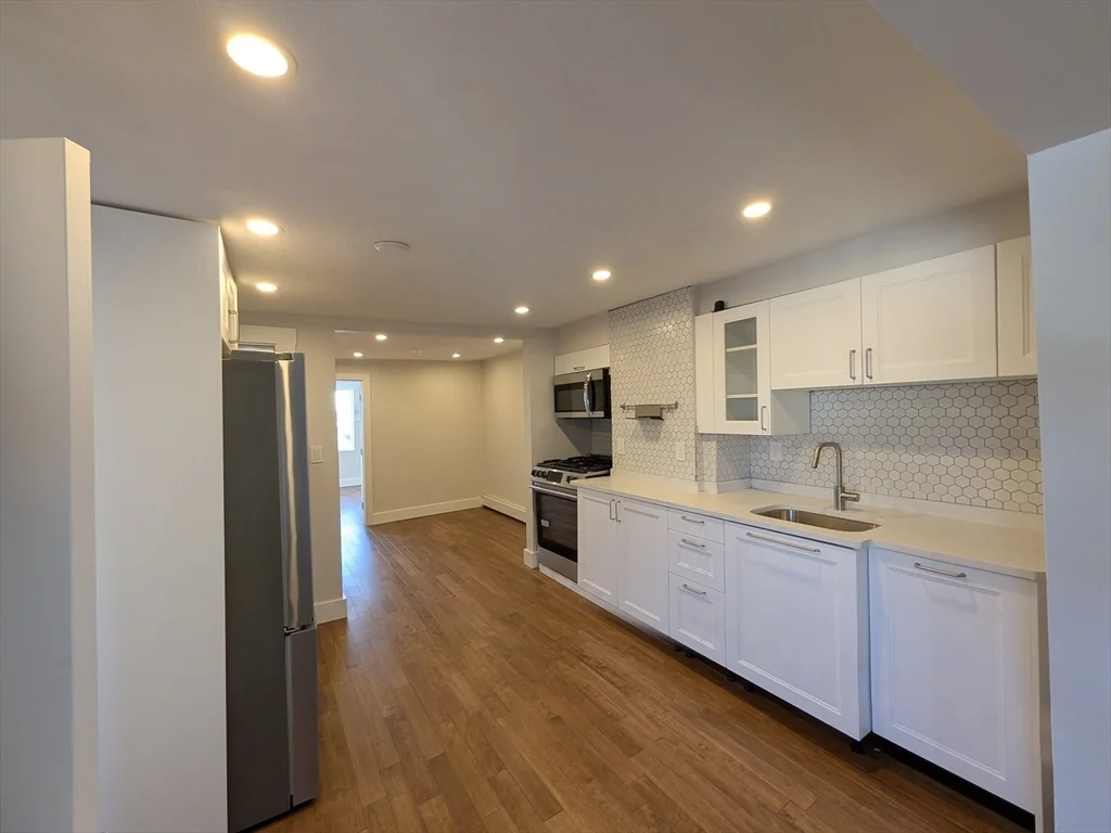 1 bed, 1 bath apartment for rent at 91 Marginal St Unit 3, East Boston — photo 4 of 8