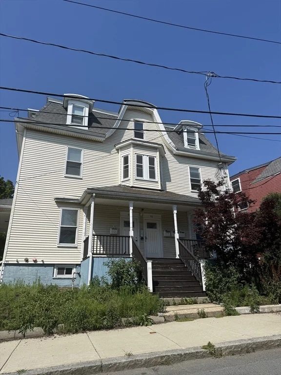3 bed, 2 bath apartment for rent at 91 Munroe St Unit 2, Union Square — photo 15 of 15