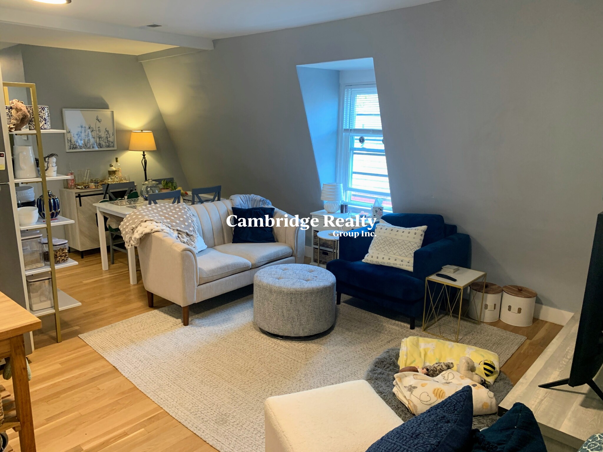 2.5 bed, 2 bath apartment for rent at 91 Munroe St Unit 3R, Prospect Hill — photo 6 of 18