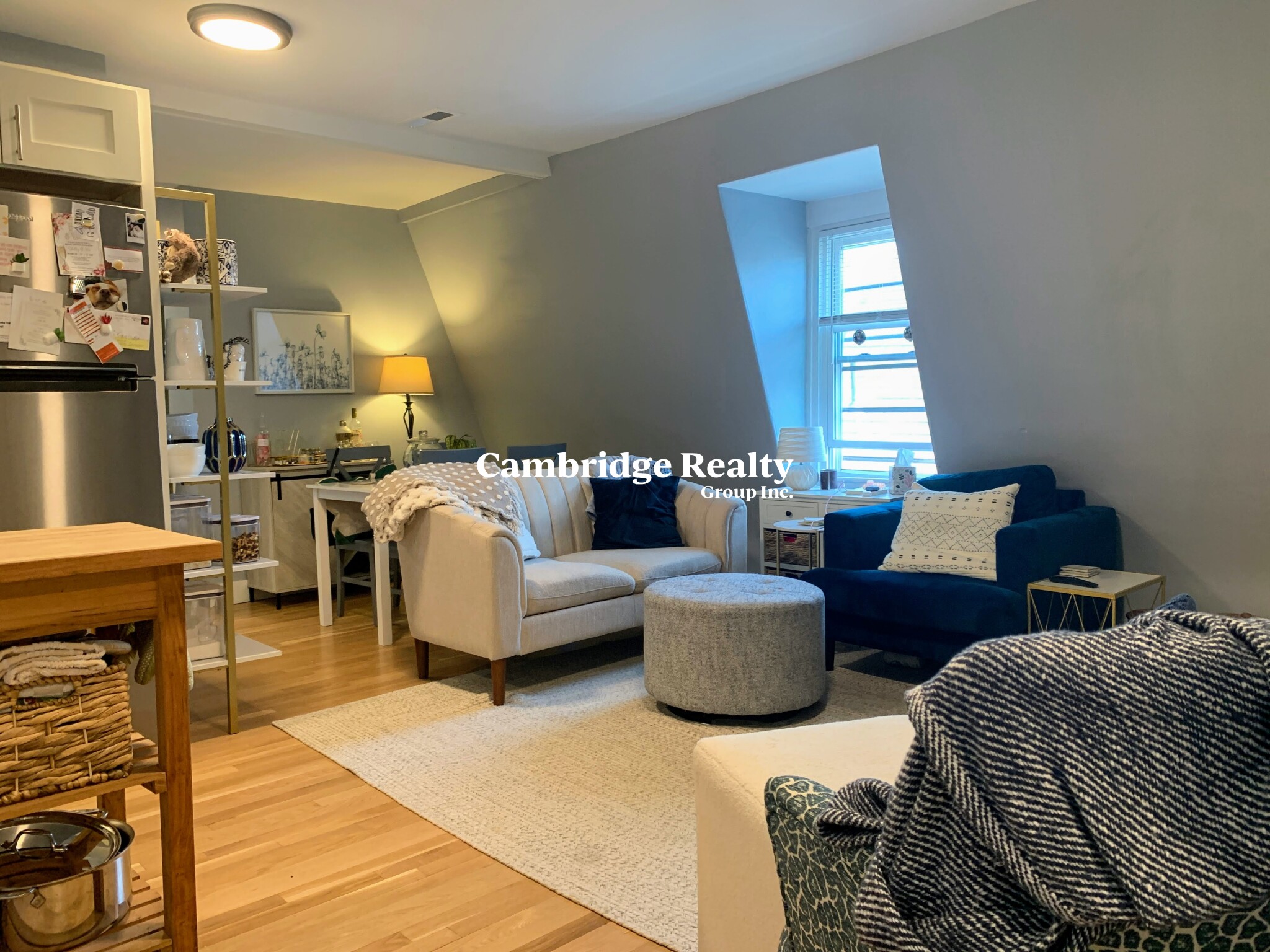 2.5 bed, 2 bath apartment for rent at 91 Munroe St Unit 3R, Prospect Hill — photo 4 of 18