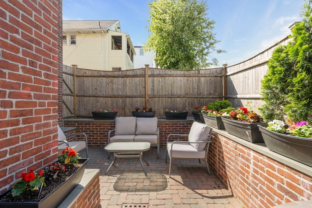 2 bed, 1 bath apartment for rent at 91 Perkins St Unit 10, East Somerville — photo 18 of 20