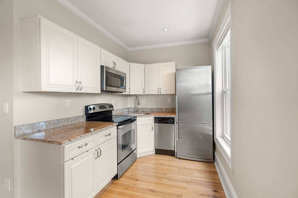 2 bed, 1 bath apartment for rent at 91 Perkins St Unit 10, East Somerville — photo 6 of 20