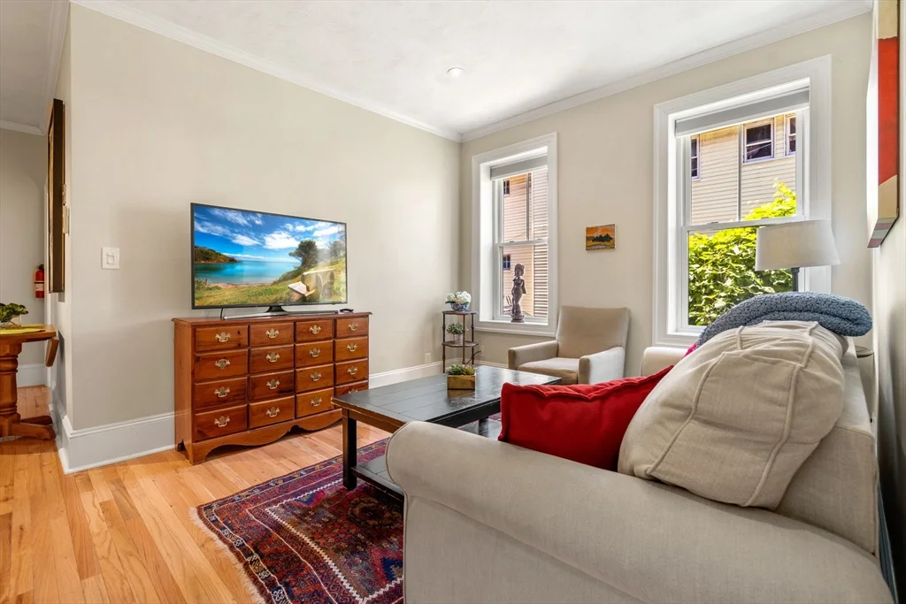 2 bed, 1 bath apartment for rent at 91 Perkins St Unit 4, East Somerville — photo 3 of 21