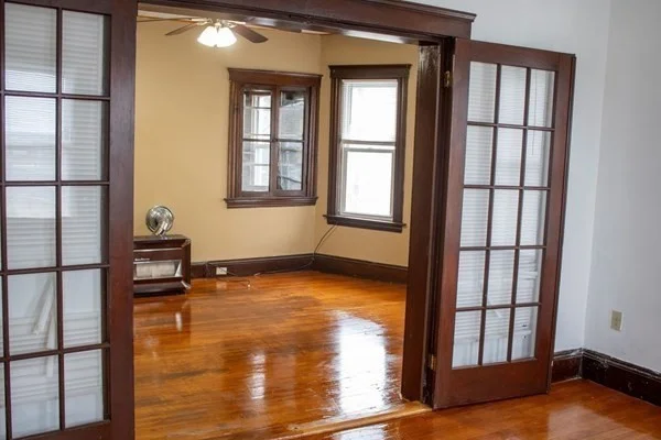2 bed, 1 bath apartment for rent at 91 Perry Ave Unit 3, Worcester — photo 4 of 6