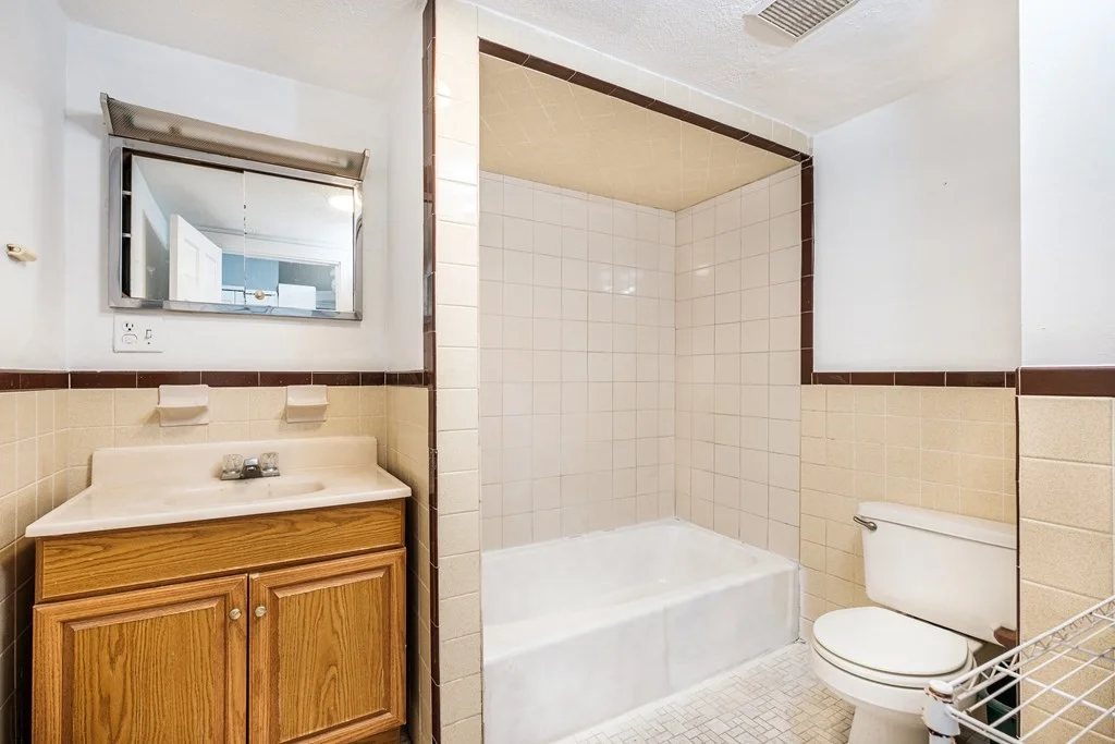 2 bed, 1 bath apartment for rent at 91 Pine St Unit 2, Malden — photo 19 of 23