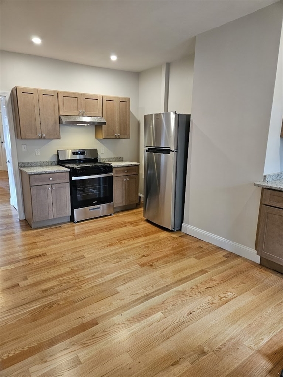 2 bed, 1 bath apartment for rent at 91 Porter St Unit 1, Stoughton — photo 5 of 13