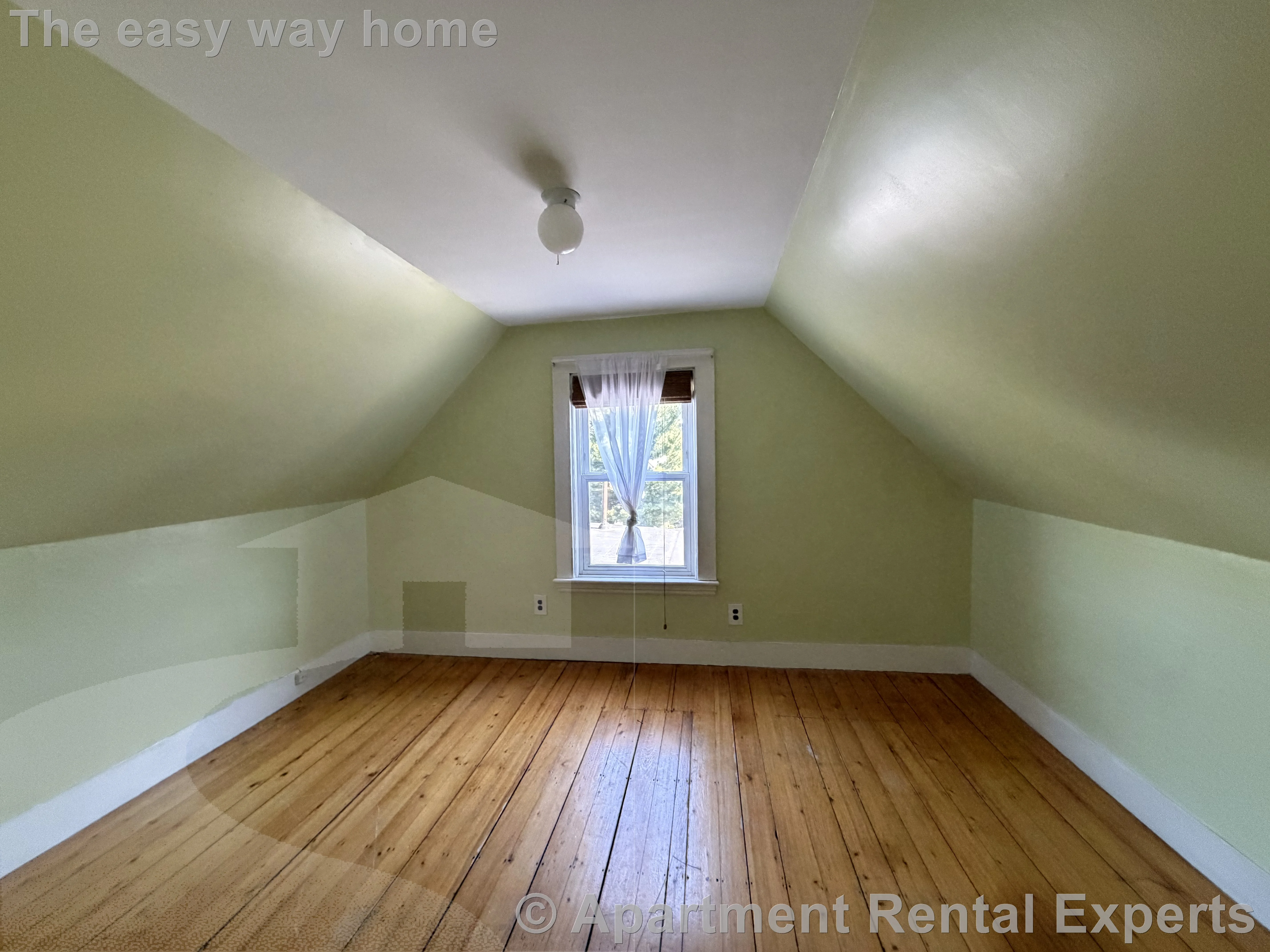 3 bed, 1 bath apartment for rent at 91 Porter St Unit 2, Spring Hill — photo 10 of 14