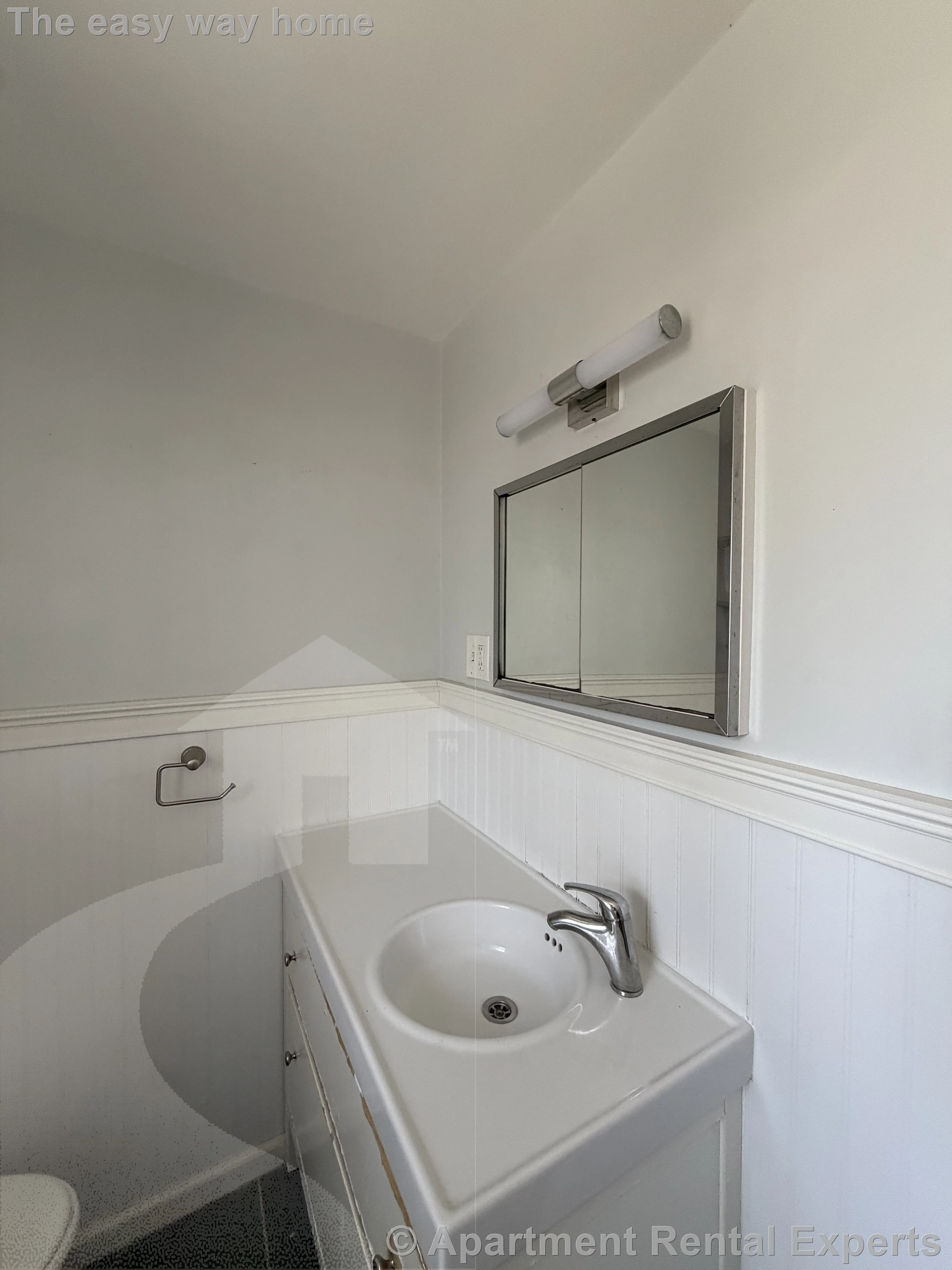 3 bed, 1 bath apartment for rent at 91 Porter St Unit 2, Spring Hill — photo 9 of 14