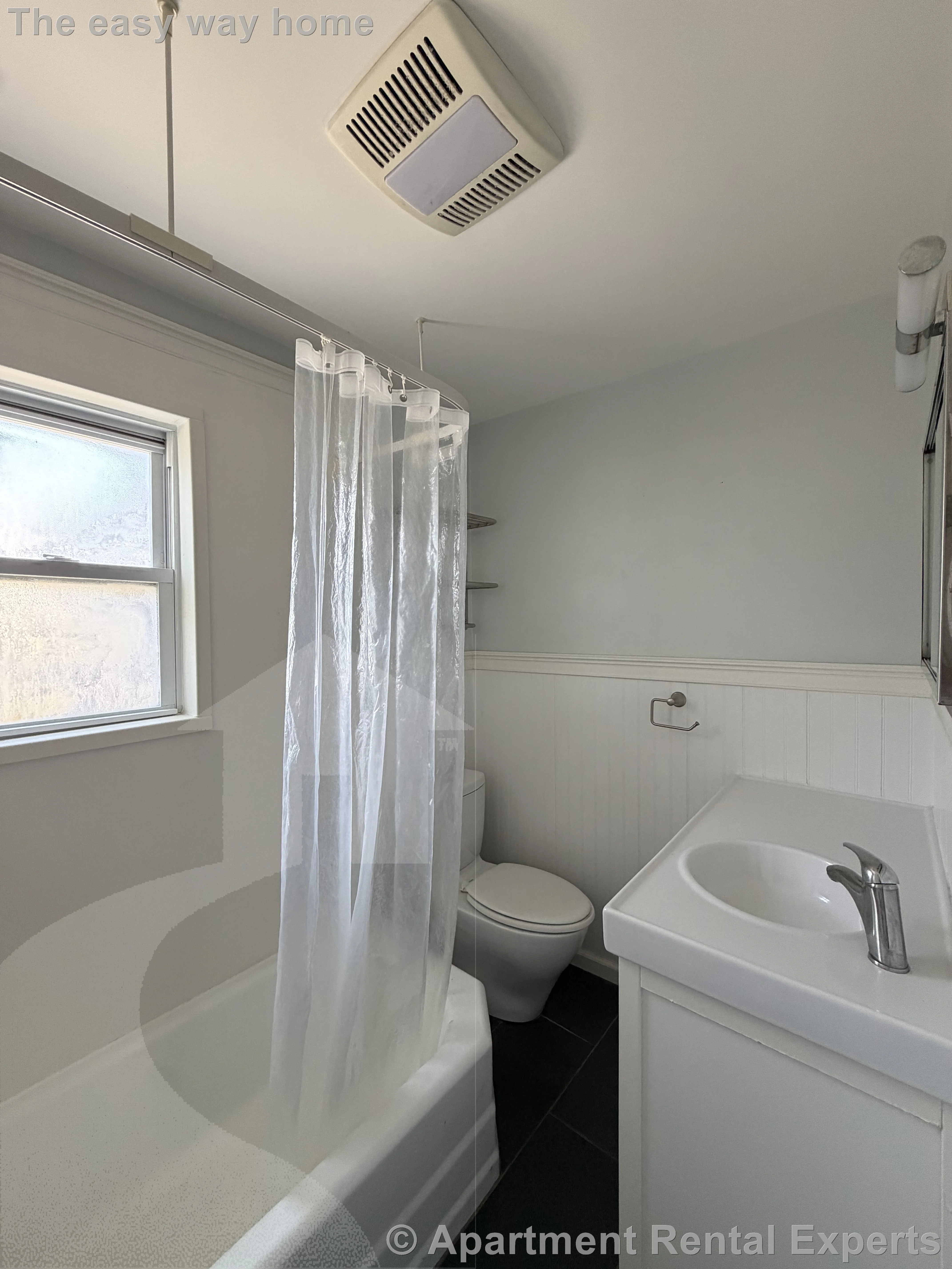 3 bed, 1 bath apartment for rent at 91 Porter St Unit 2, Spring Hill — photo 6 of 14