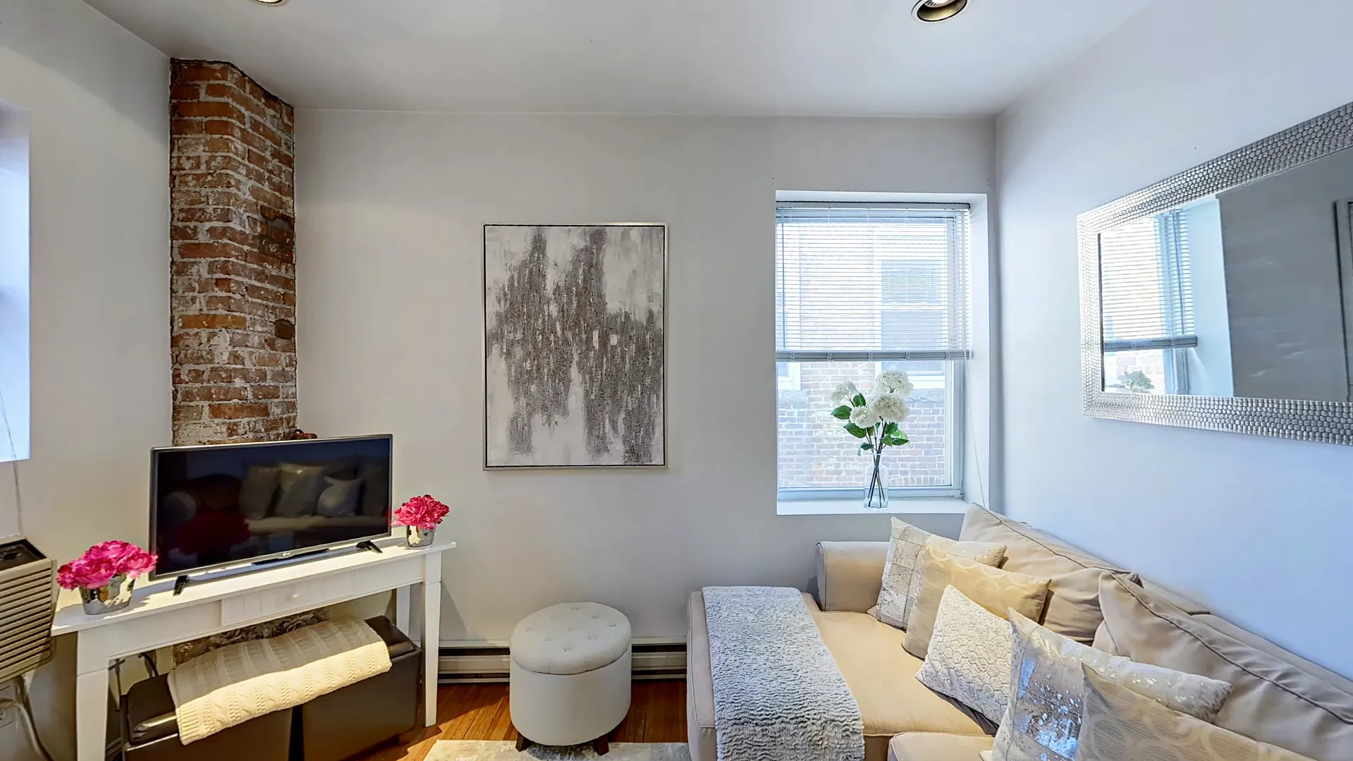 2 bed, 1 bath apartment for rent at 91 Prince St Unit 18, North End — photo 2 of 14