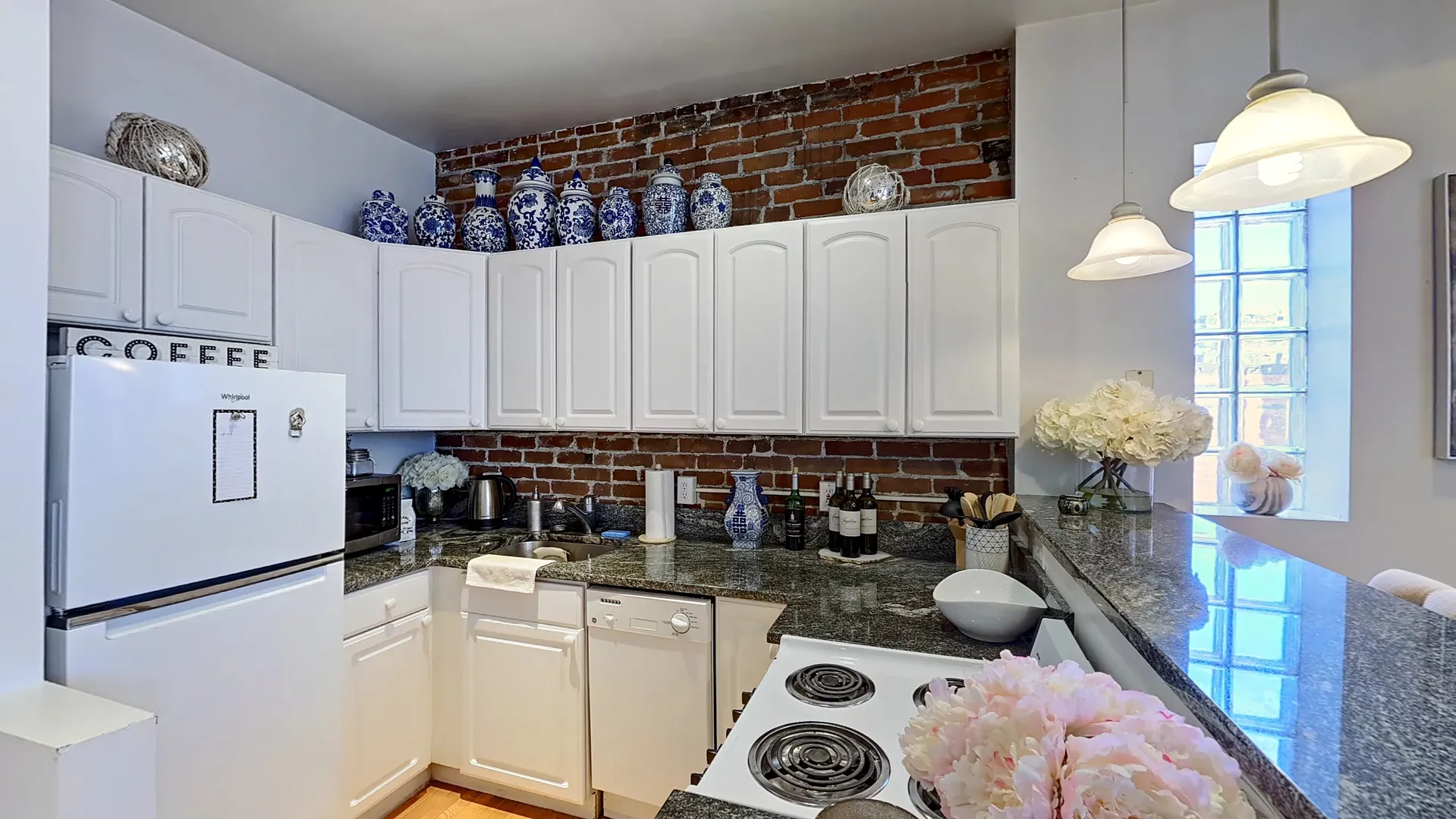 2 bed, 1 bath apartment for rent at 91 Prince St Unit 18, North End — photo 4 of 14