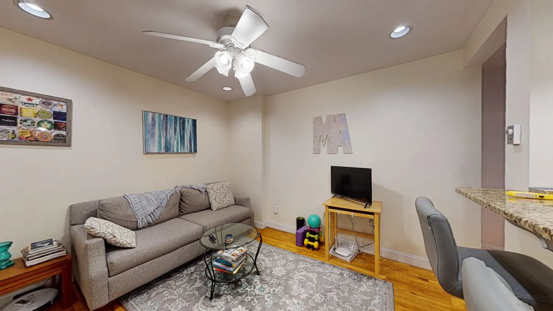 2 bed, 1 bath apartment for rent at 91 Prince St Unit 4, North End — photo 2 of 15