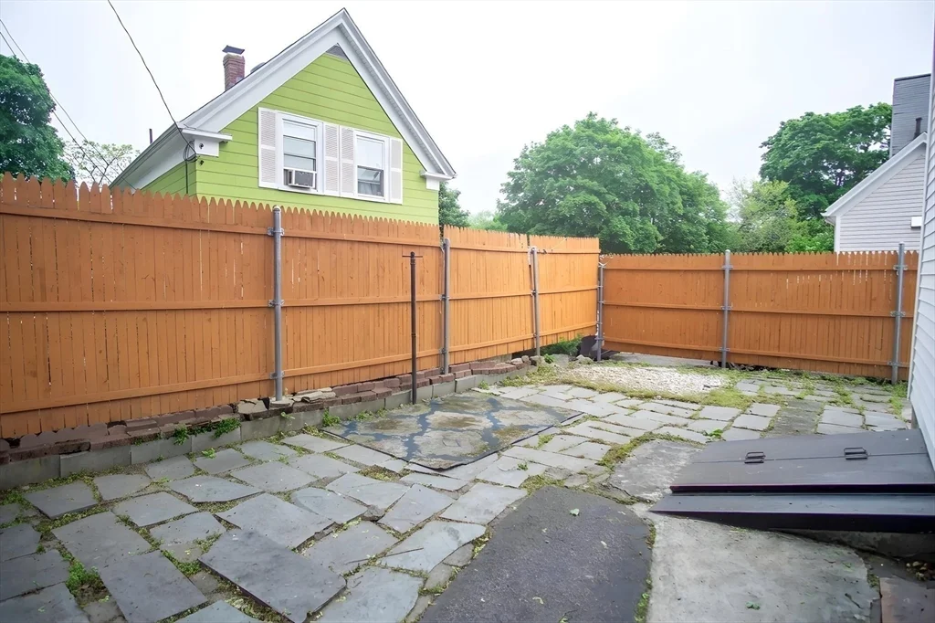 1 bed, 1 bath apartment for rent at 91 Quincy St Unit 91, Quincy Center — photo 14 of 16
