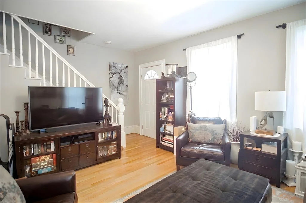 1 bed, 1 bath apartment for rent at 91 Quincy St Unit 91, Quincy Center — photo 4 of 16