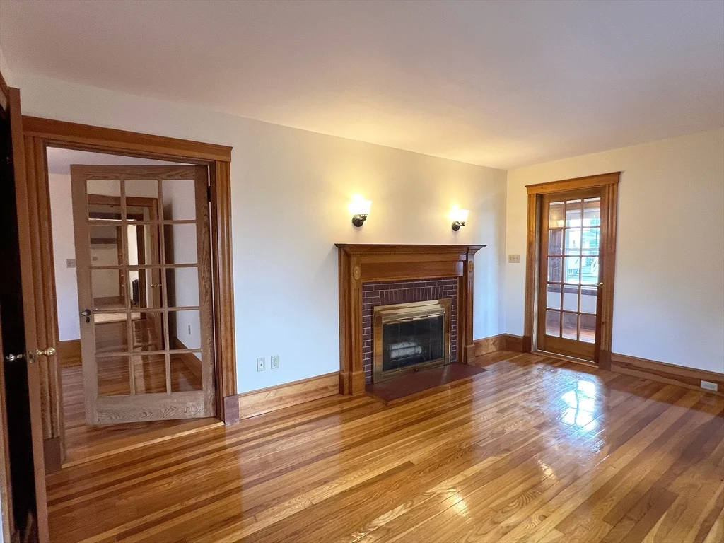 1 bed, 1 bath apartment for rent at 91 Russell St Unit 1, Quincy — photo 7 of 11