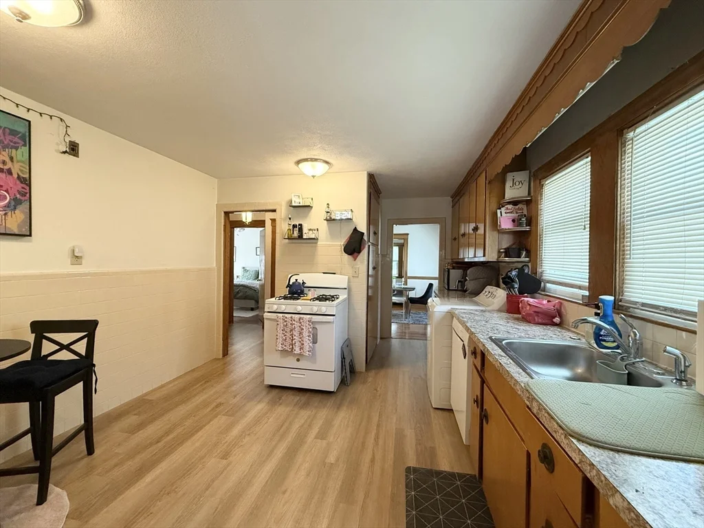 3 bed, 1 bath apartment for rent at 91 Shore Dr Unit 2, Ten Hills — photo 13 of 23