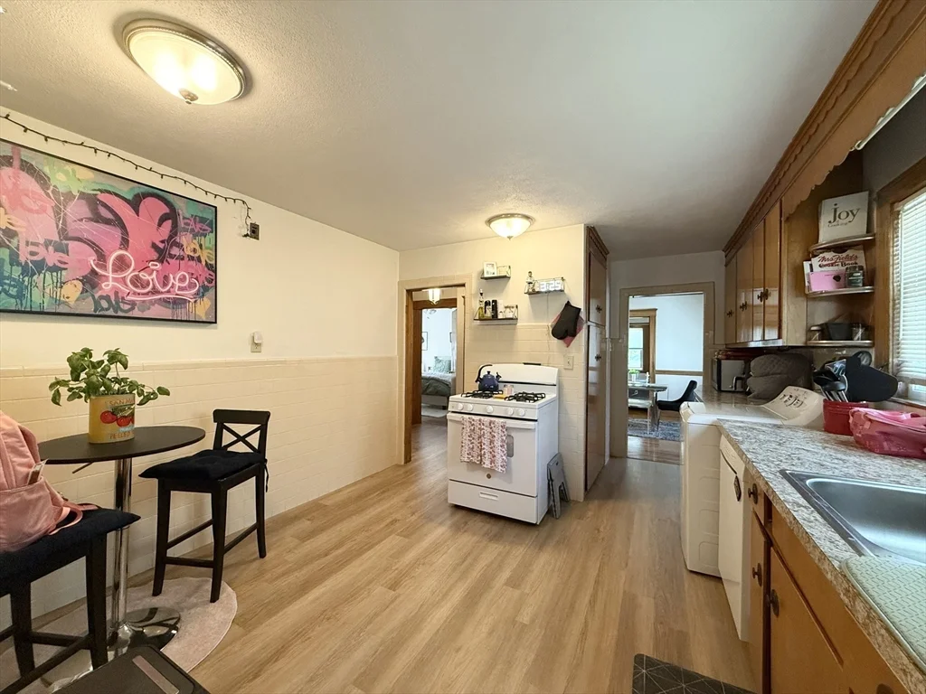 3 bed, 1 bath apartment for rent at 91 Shore Dr Unit 2, Ten Hills — photo 14 of 23