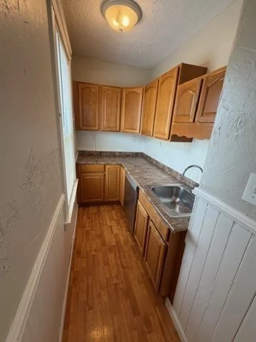 2 bed, 1 bath apartment for rent at 91 Stanton St Unit 3, Worcester — photo 4 of 10