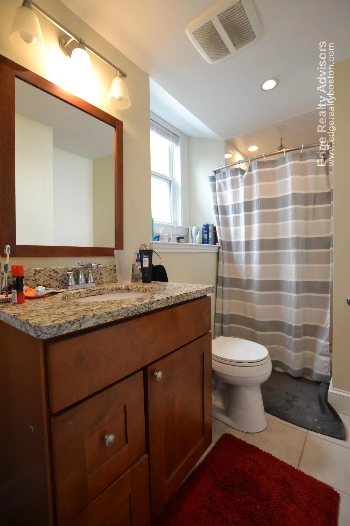 4 bed, 2 bath apartment for rent at 91 Surrey St Unit 1, Brighton — photo 11 of 14