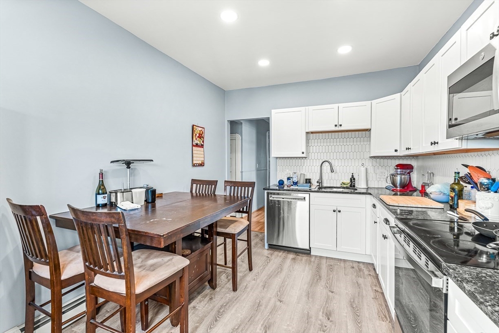 2 bed, 1 bath apartment for rent at 91 Third St Unit 2, Medford — photo 4 of 19