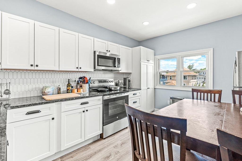 2 bed, 1 bath apartment for rent at 91 Third St Unit 2, Medford — photo 3 of 19