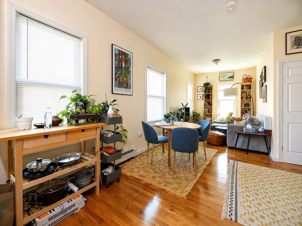 2 bed, 1 bath apartment for rent at 91 Tremont Unit 1, Inman Square — photo 2 of 9