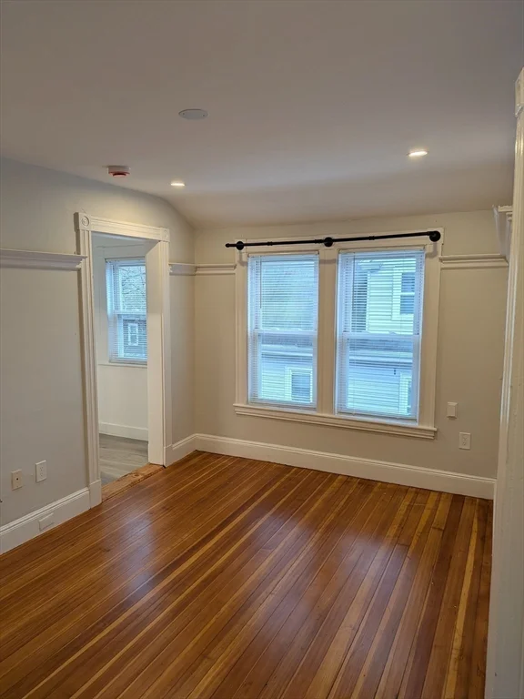 3 bed, 1 bath apartment for rent at 91 Wallingford Rd Unit 3, Brighton — photo 11 of 19