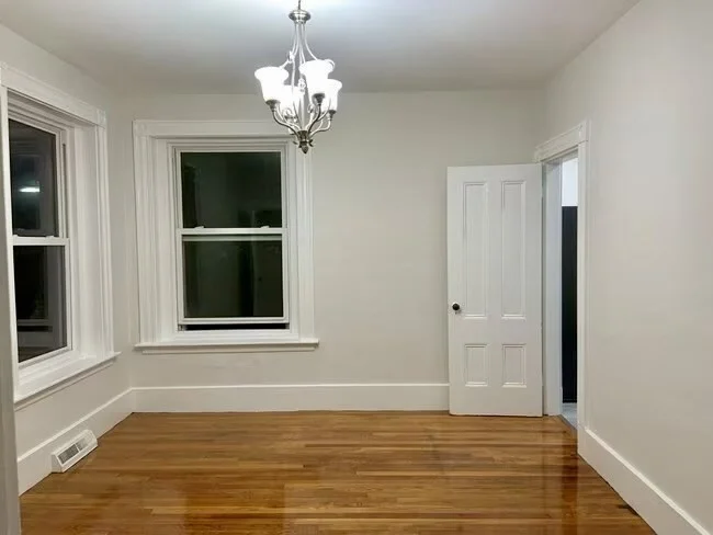 2 bed, 1 bath apartment for rent at 91 Walnut St Unit 1, Brookline Village — photo 8 of 21