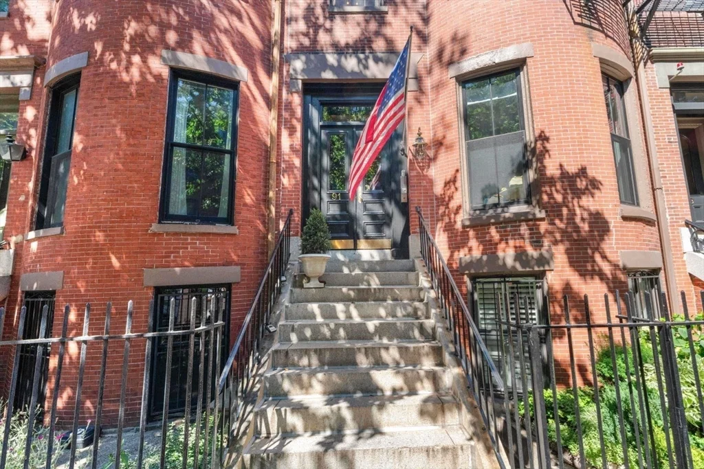 2 bed, 1 bath apartment for rent at 91 Waltham St Unit 4, South End — photo 23 of 26