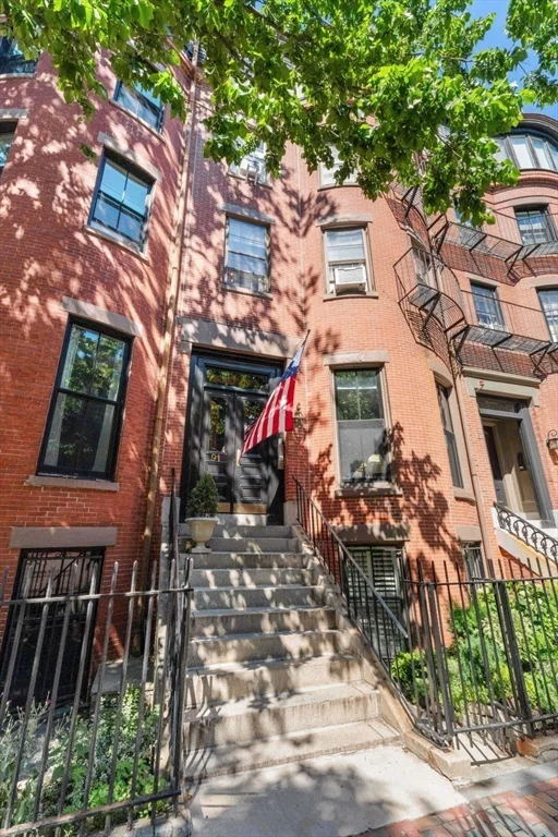 2 bed, 1 bath apartment for rent at 91 Waltham St Unit 4, South End — photo 24 of 26