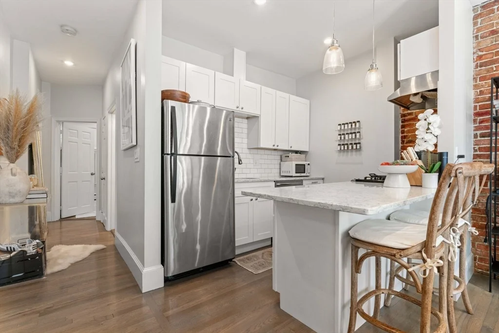2 bed, 1 bath apartment for rent at 91 Waltham St Unit 4, South End — photo 12 of 26
