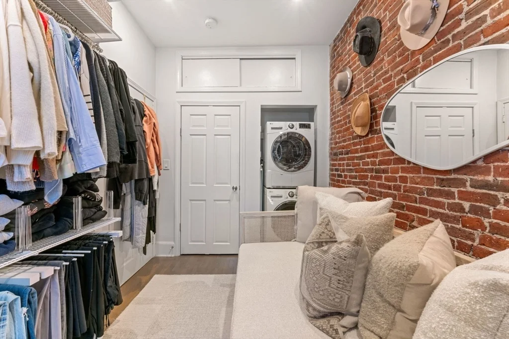 2 bed, 1 bath apartment for rent at 91 Waltham St Unit 4, South End — photo 18 of 26