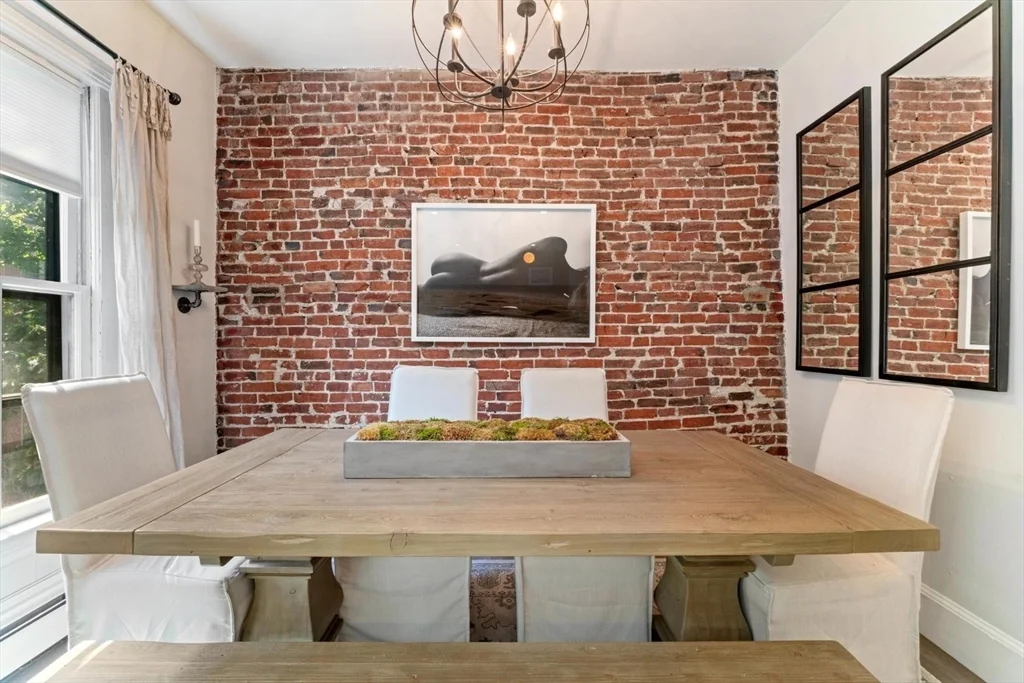 2 bed, 1 bath apartment for rent at 91 Waltham St Unit 4, South End — photo 5 of 26