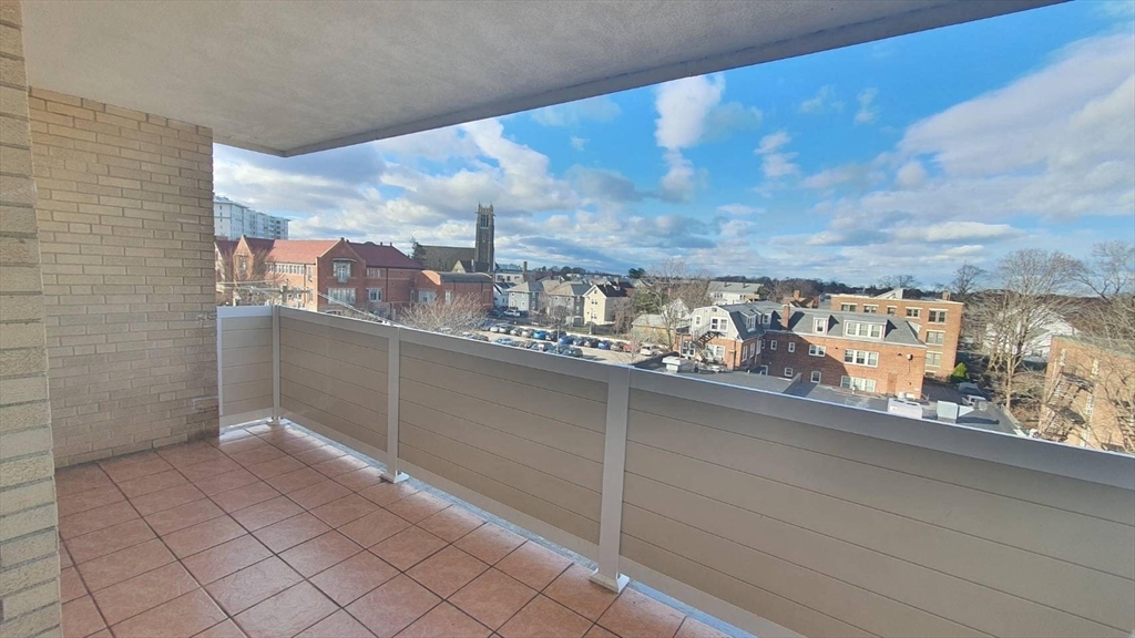2 bed, 1 bath apartment for rent at 91 Washington St Unit 25, Quincy Center — photo 3 of 9