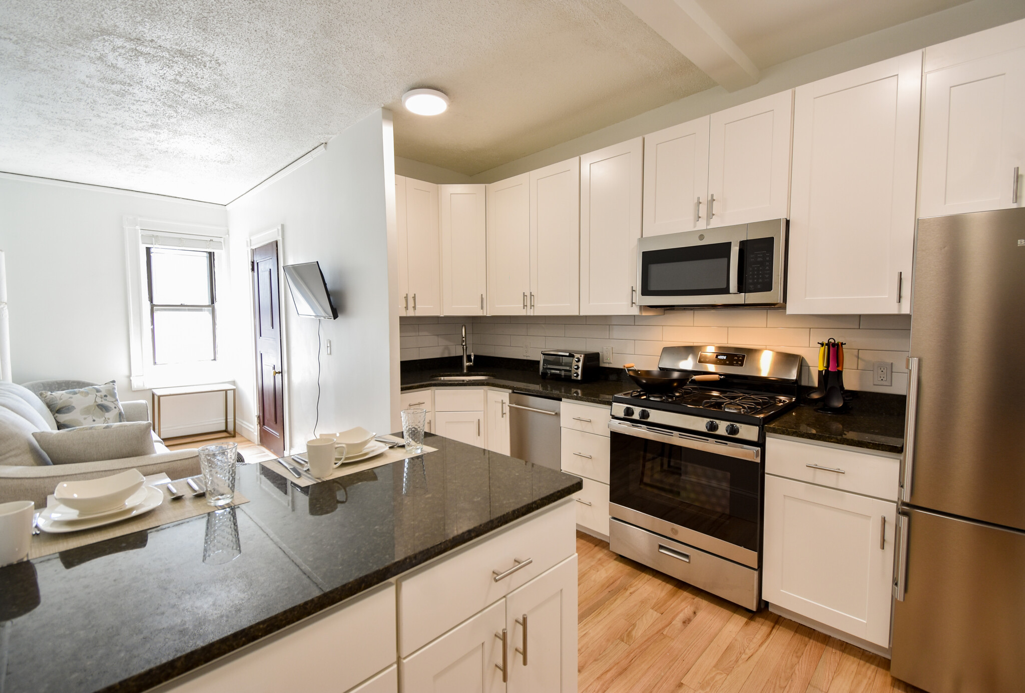 1 bed, 1 bath apartment for rent at 91 Westland Ave Unit 411, Fenway — photo 1 of 13