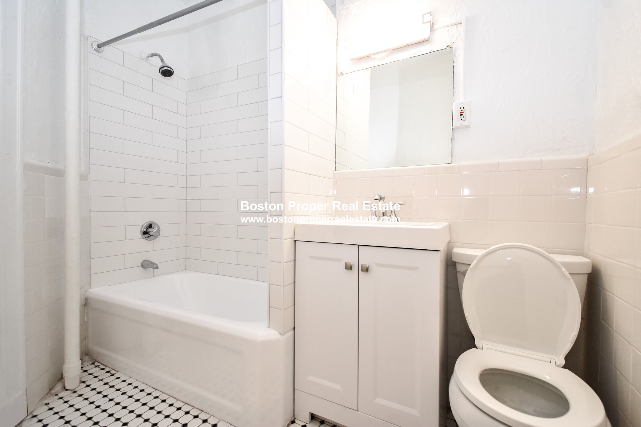 3 bed, 1 bath apartment for rent at 91 Westland Ave Unit 420, Fenway — photo 2 of 10