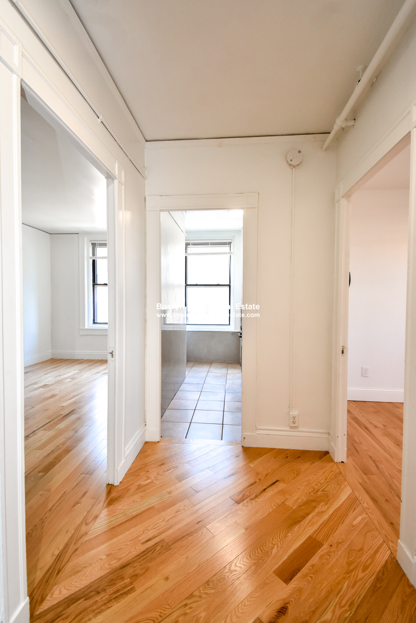 3 bed, 1 bath apartment for rent at 91 Westland Ave Unit 420, Fenway — photo 6 of 10