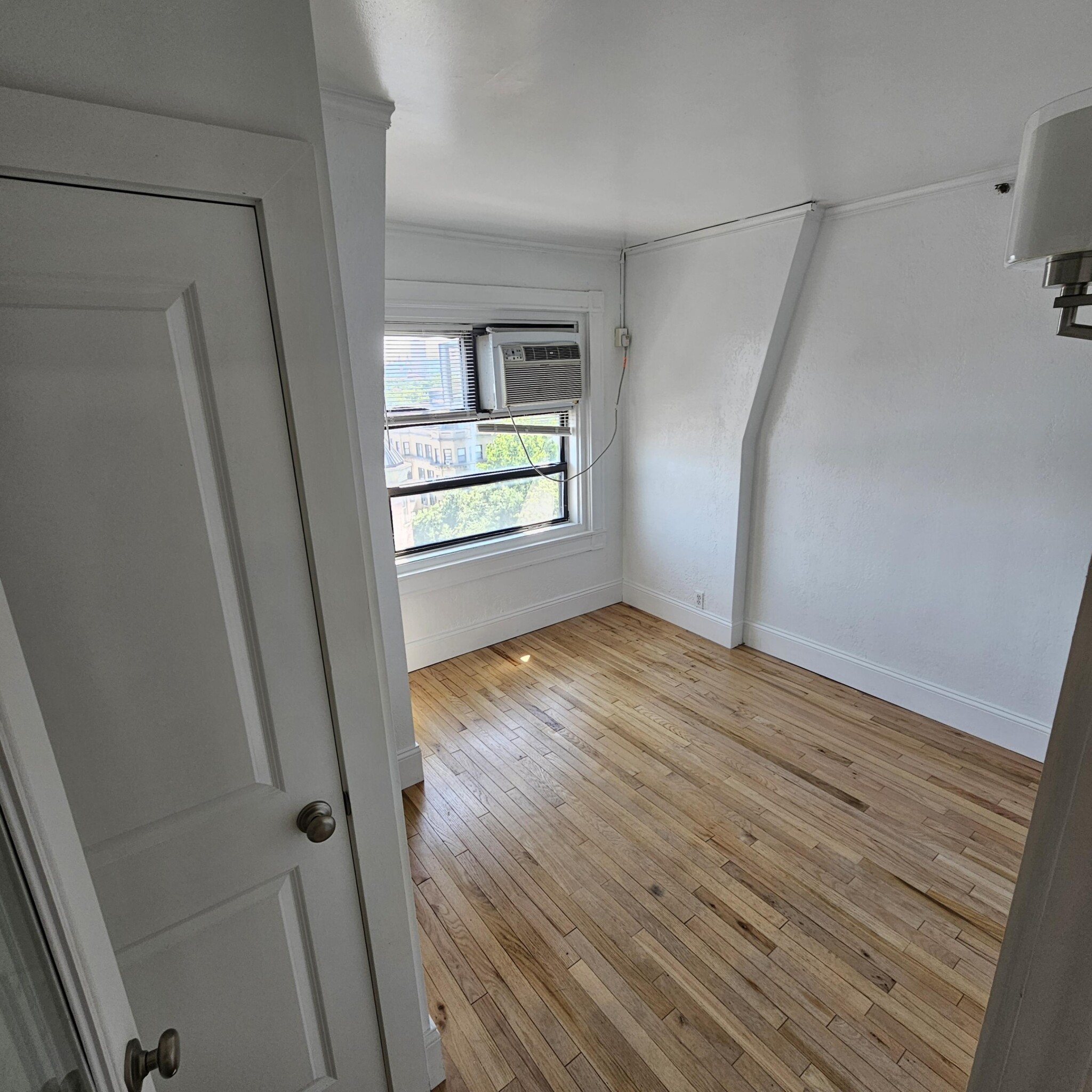 2 bed, 1 bath apartment for rent at 91 Westland Ave Unit 714, Fenway — photo 8 of 10