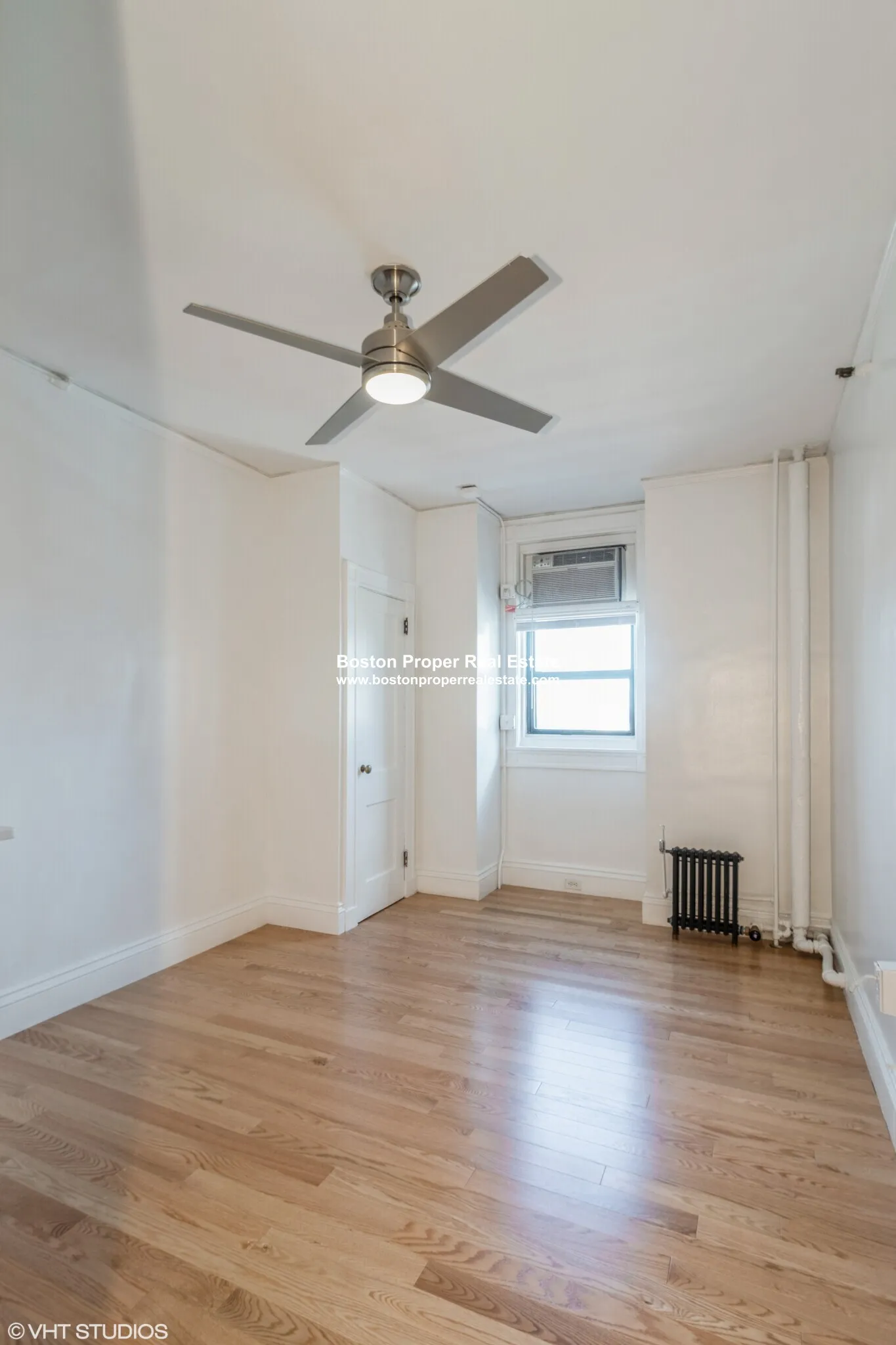 Studio bed, 1 bath apartment for rent at 91 Westland Ave Unit 728, Fenway — photo 2 of 9