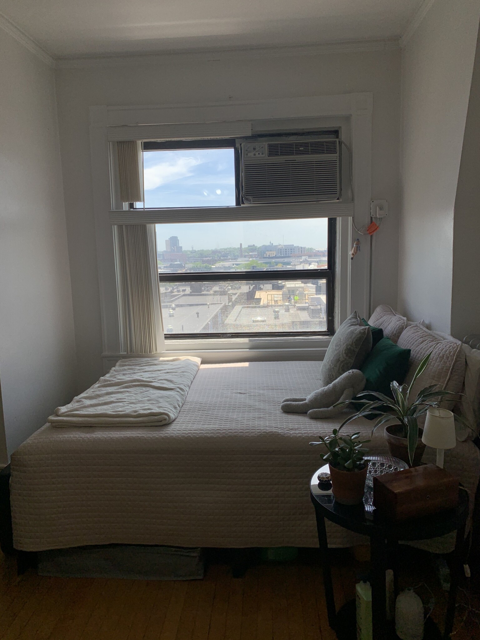 Studio bed, 1 bath apartment for rent at 91 Westland Ave Unit 800, Fenway — photo 5 of 17