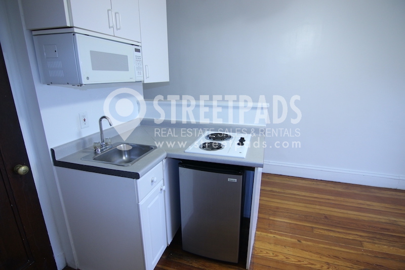 Studio bed, 1 bath apartment for rent at 91 Westland Ave Unit 802, Fenway — photo 5 of 16