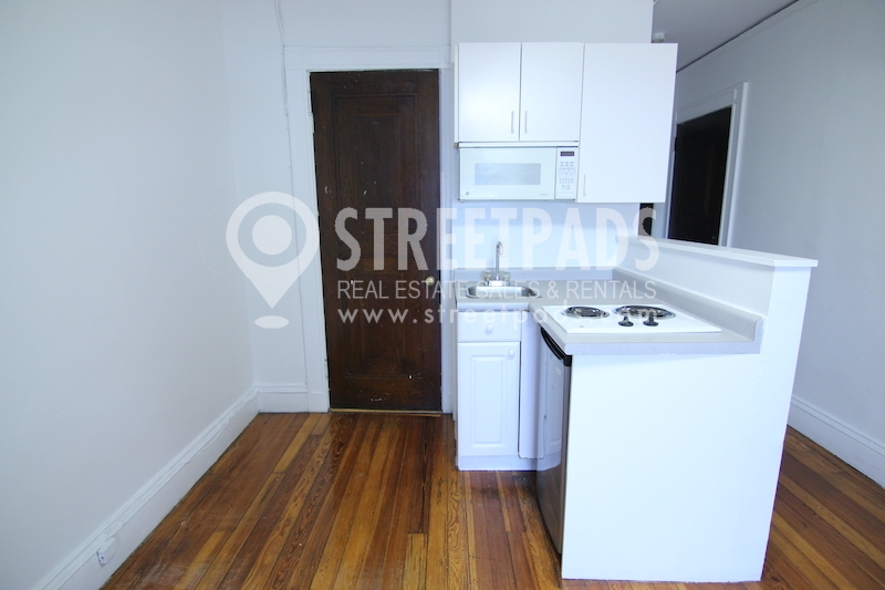 Studio bed, 1 bath apartment for rent at 91 Westland Ave Unit 802, Fenway — photo 6 of 16