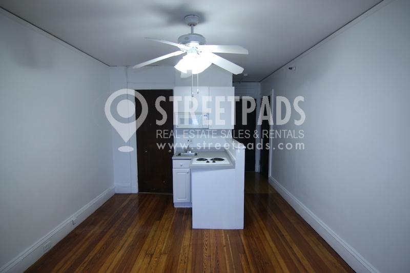 Studio bed, 1 bath apartment for rent at 91 Westland Ave Unit 802, Fenway — photo 3 of 16