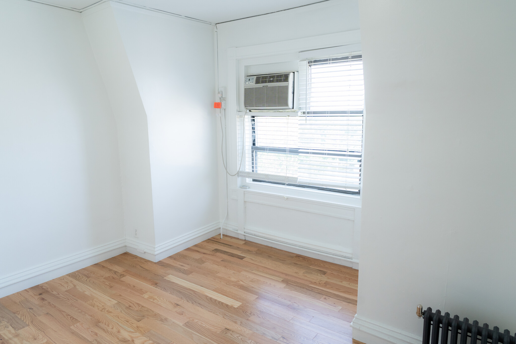 2 bed, 1 bath apartment for rent at 91 Westland Ave Unit 810, Fenway — photo 3 of 6
