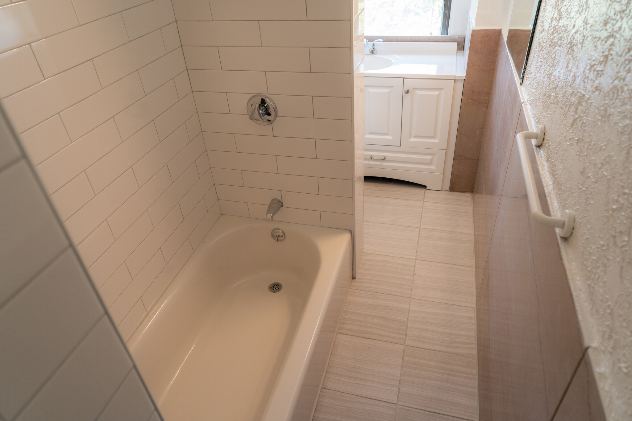 2 bed, 1 bath apartment for rent at 91 Westland Ave Unit 810, Fenway — photo 5 of 6
