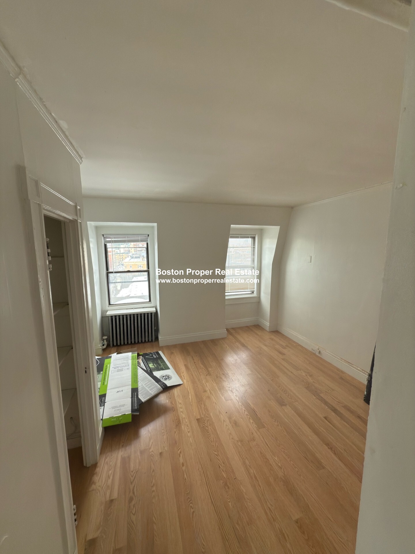 3 bed, 1 bath apartment for rent at 91 Westland Ave Unit 820, Fenway — photo 2 of 14