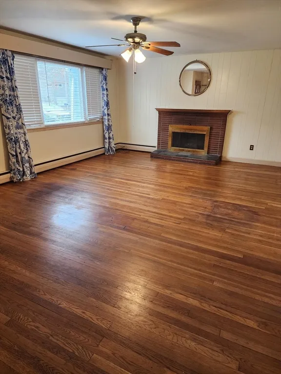 3 bed, 2 bath apartment for rent at 91 Whitcomb Dr Unit 1, Lancaster — photo 2 of 15
