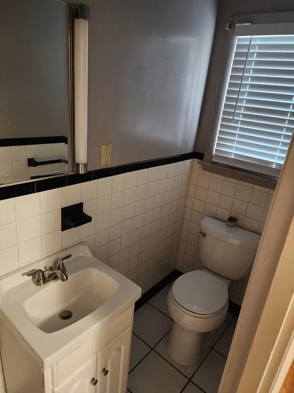 3 bed, 2 bath apartment for rent at 91 Whitcomb Dr Unit 1, Lancaster — photo 12 of 15