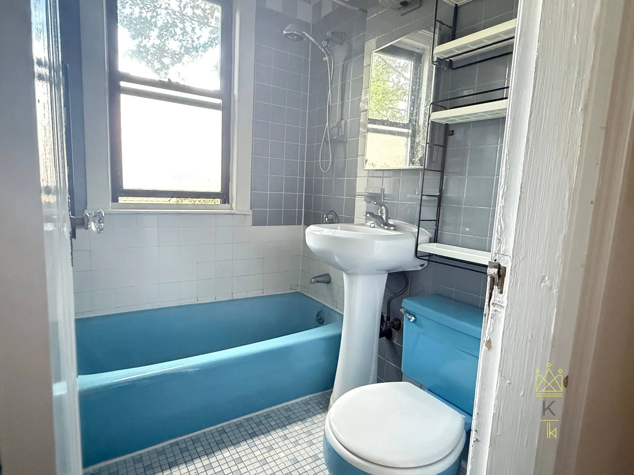 3 bed, 2 bath apartment for rent at 91 Winthrop Rd Unit 1, Aspinwall Hill — photo 8 of 16