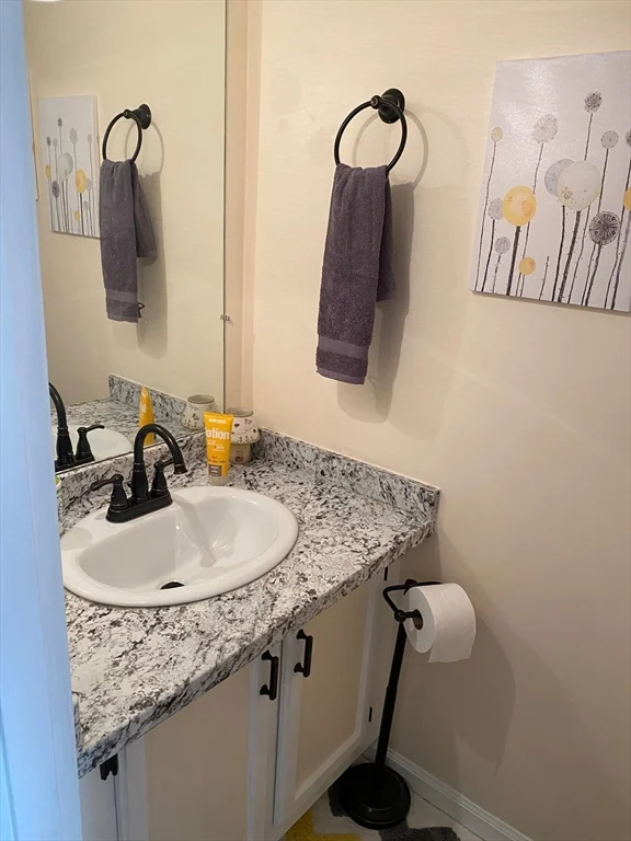 2 bed, 1 bath apartment for rent at 91 Yorktown Dr Unit 91, Springfield — photo 13 of 18